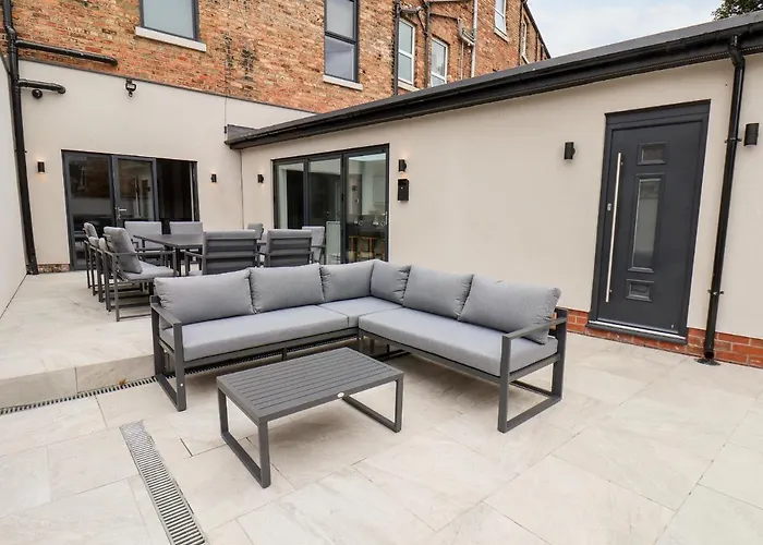 Nyaraló Church View *